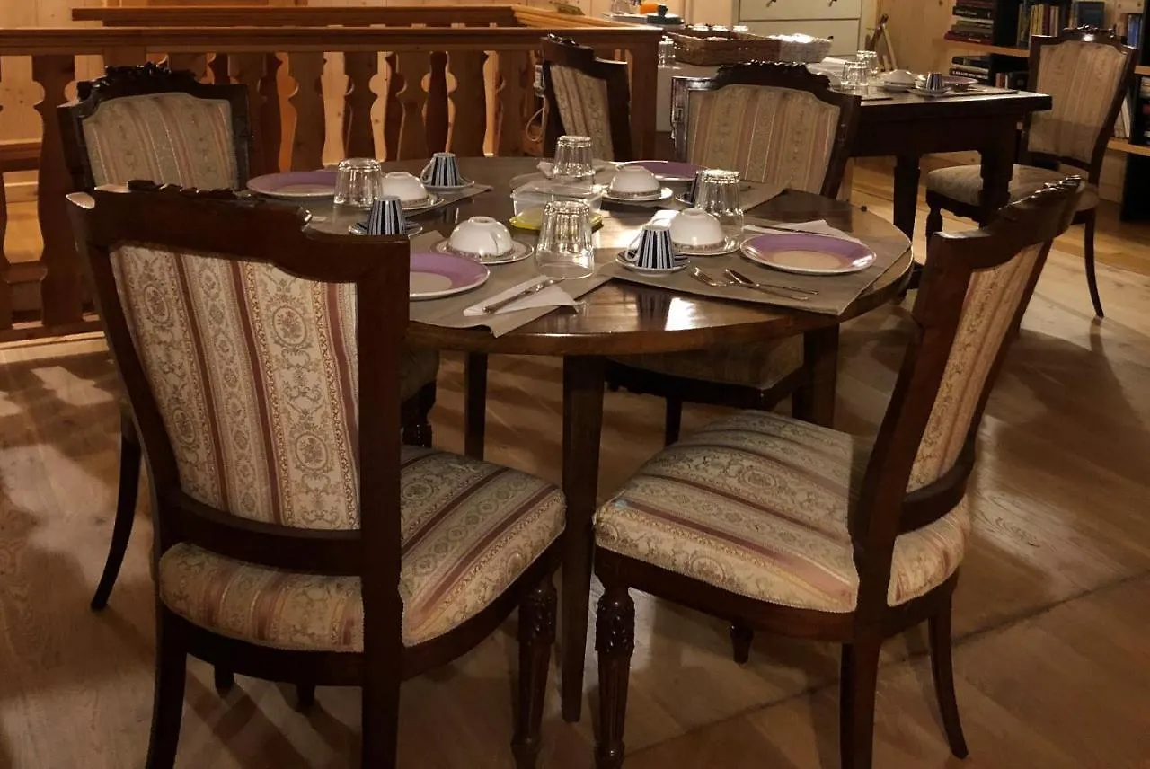 Bed & Breakfast B&B Le Petit Vent Sormano Italy
