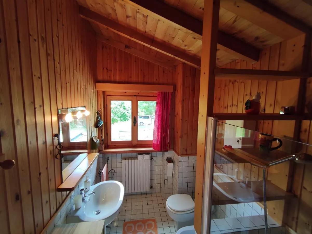 Bed & Breakfast B&B Le Petit Vent Sormano Italy